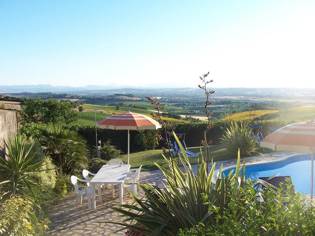 Bed And Breakfast " Il Tesoro Di Mario " Falconara Marittima Kültér fotó