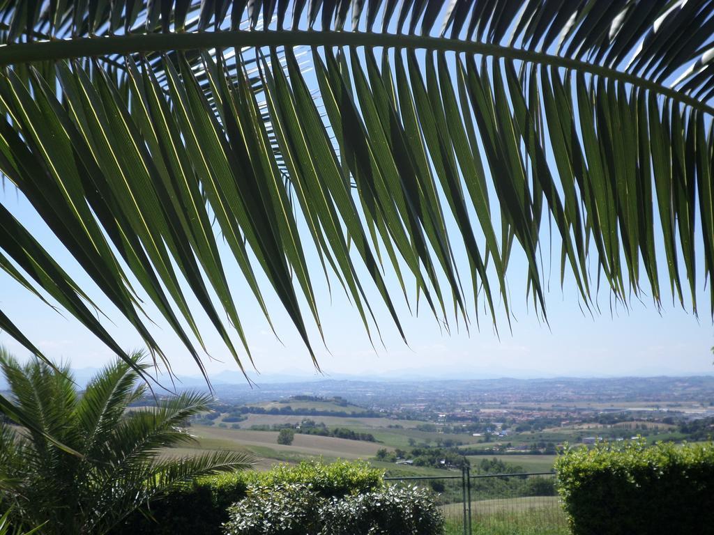 Bed And Breakfast " Il Tesoro Di Mario " Falconara Marittima Kültér fotó