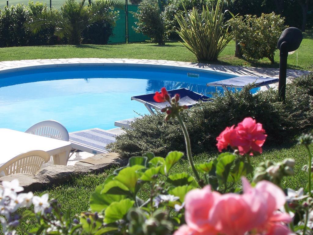 Bed And Breakfast " Il Tesoro Di Mario " Falconara Marittima Kültér fotó