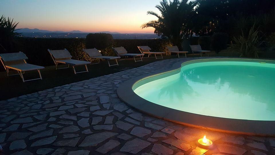 Bed And Breakfast " Il Tesoro Di Mario " Falconara Marittima Kültér fotó